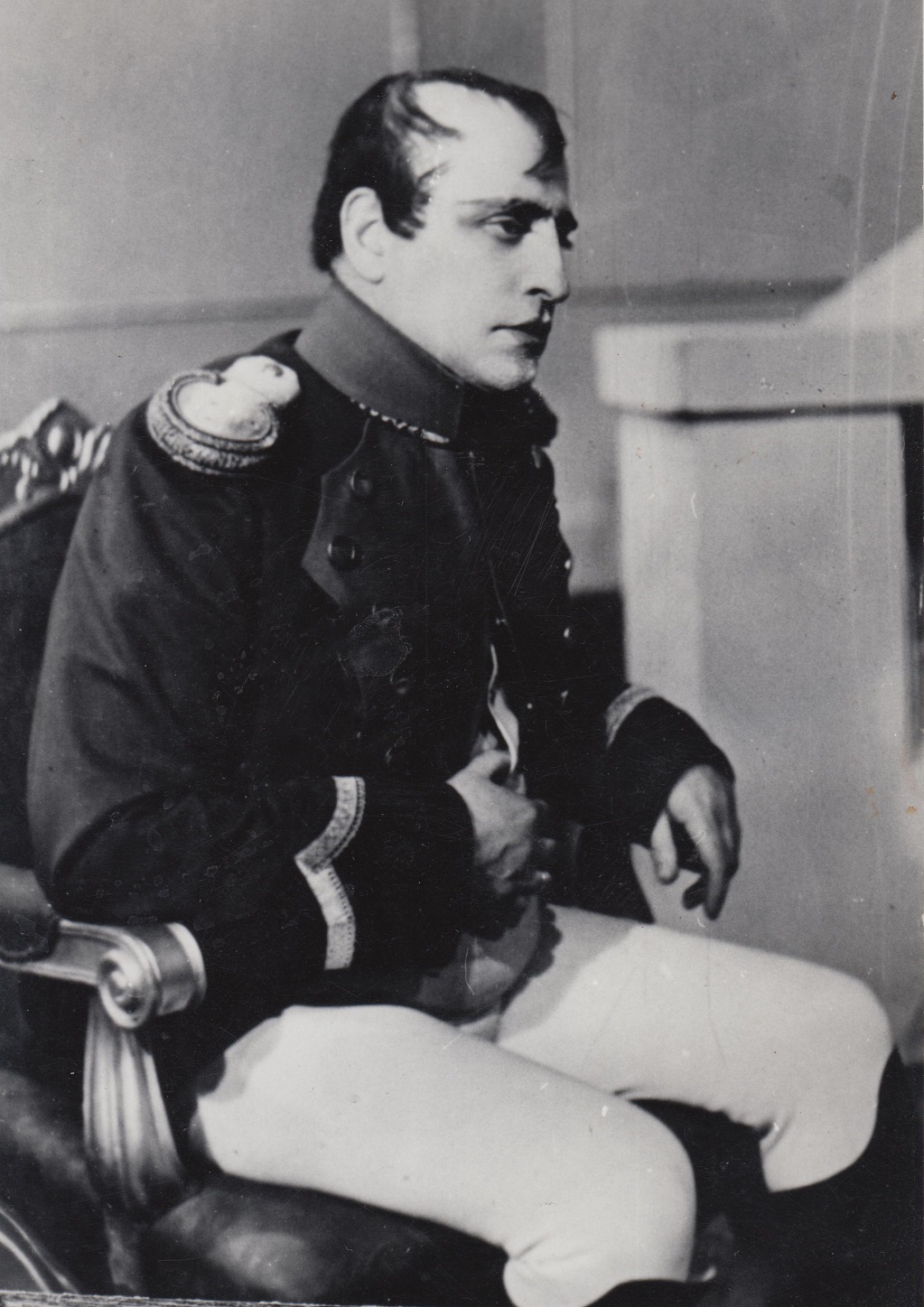 Ангел Сладкаров като Наполеон_в_Терезина- 1938г_1.jpg